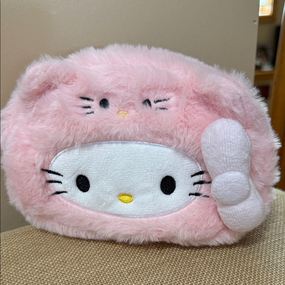 Hello Kitty Plush Pink Bow Cosmetic Pouch